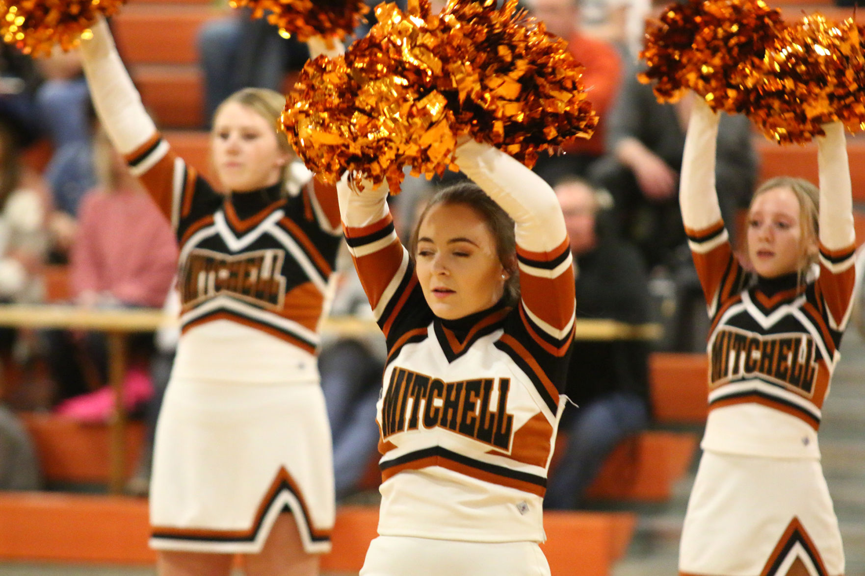 Mitchell-Ogallala Basketball (6).jpg